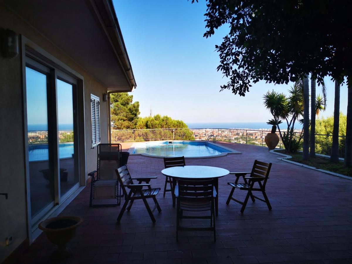 Holiday Flower Villa Panoramica Sul Golfo Di Catania Misterbianco Luaran gambar