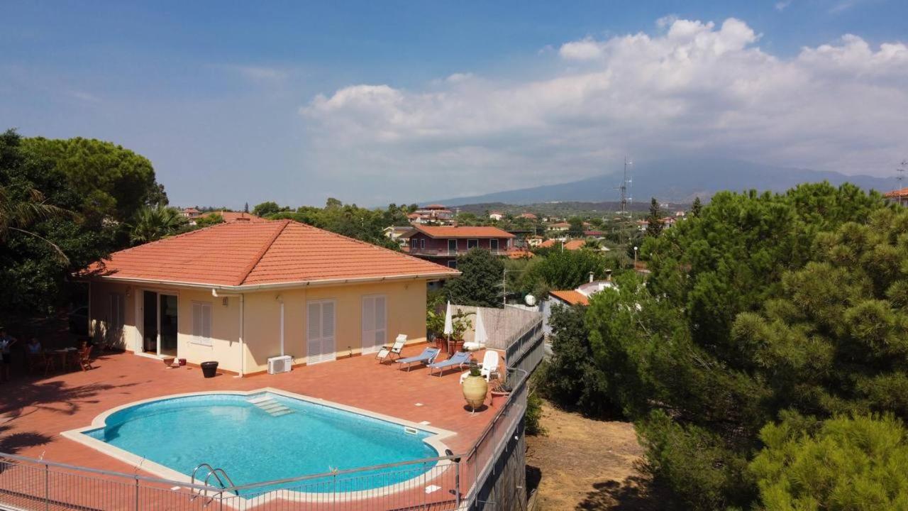 Holiday Flower Villa Panoramica Sul Golfo Di Catania Misterbianco Luaran gambar